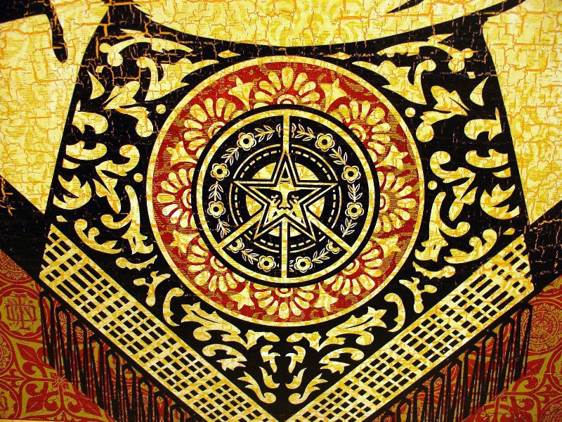 File:Arab Woman on Wood 2.jpg