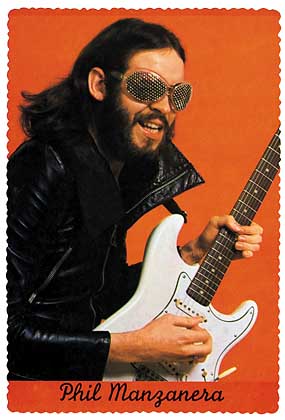 File:Stoecker Phil Manzanera.jpg